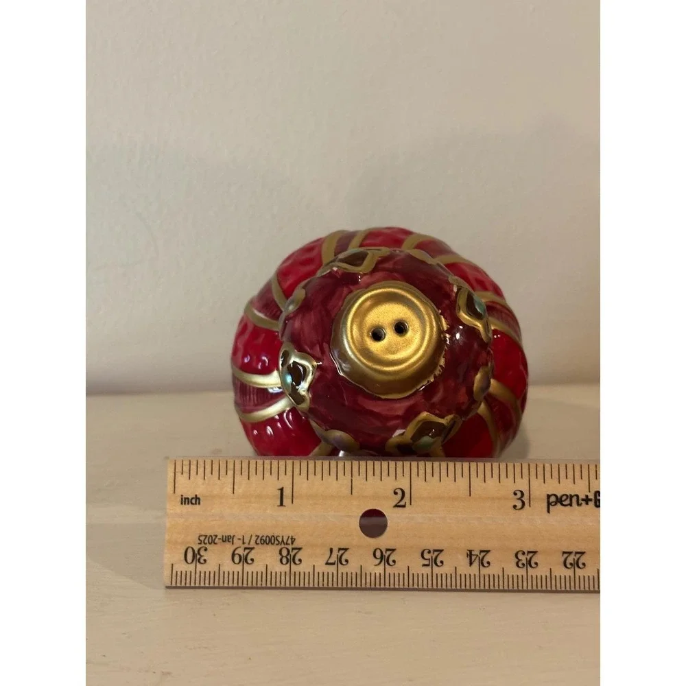 Unbranded measurements round